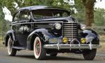 Oldsmobile F7 2Dr Trunkback 1937 года